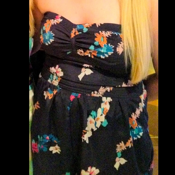 American Eagle Strapless Romper - Picture 6 of 8